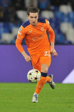 Rangers 'dan Scott Wright, Napoli - Rangers final maçı sırasında, Napoli 3, Rangers 0, Diego Armando Maradona Stadyumu' nda oynandı..