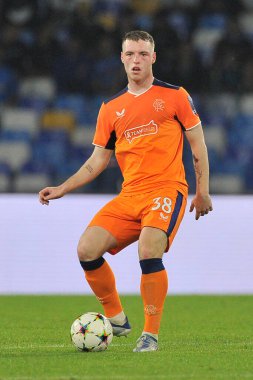 Rangers 'ın Leon King oyuncusu, Napoli - Rangers maçının final maçı sırasında, Napoli 3, Rangers 0, Diego Armando Maradona Stadyumu' nda oynandı..