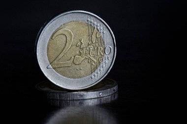 İtalyan Cumhuriyeti 'nin iki avroluk parası.. 