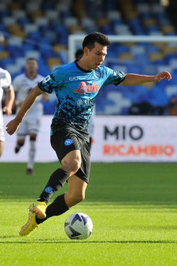 Napoli 'li Hirving Lozano oyuncusu, Napoli ile Torino arasındaki İtalyan Serie A ligi maçında, Torino 3, Torino 1, Diego Armando Maradona Stadyumu' nda oynandı..