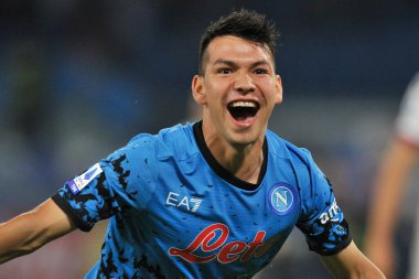 Napoli 'nin Hirving Lozano oyuncusu, Napoli - Bologna maçında Napoli 3, Bologna 2, Diego Armando Maradona Stadyumu' nda oynandı..