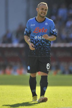 Napoli 'li Stanislav Lobotka oyuncusu, Napoli ile Sassuolo arasındaki İtalyan Serie A ligi maçında, Napoli 4, Sassuolo 0, Diego Armando Maradona Stadyumu' nda oynandı..