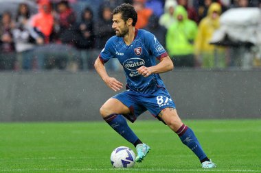 Salernitana 'lı Antonio Candreva, İtalya Serie A Ligi maçında Salernitana ile Cremonese arasındaki final maçı, Salernitan 2, Cremonese 2, Arechi Stadyumu' nda oynandı..