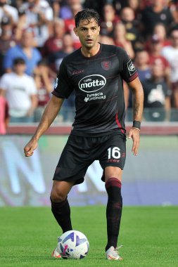 Salernitana 'dan Ivan Radovanovi, İtalya Serie A ligi maçında Salernitana ile Spezia arasında oynanan final maçında, Salernitana 1, Spezia 0, Arechi Stadyumu' nda oynandı.