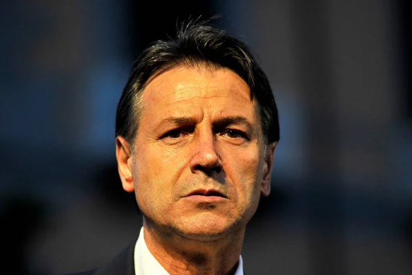Giuseppe Conte Przewodniczący Ruchu Gwiazdek Podczas Zakończenia Kampanii Wyborczej Wspierającej — Zdjęcie stockowe