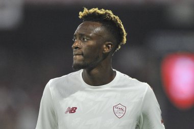 Roma 'nın Tammy Abraham oyuncusu, İtalya Serie A karşılaşmasında Salernitana ile Romanlar arasındaki final maçı olan Salernitana 0, Roma 1, Arechi Stadyumu' nda oynanan karşılaşma sırasında.
