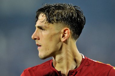 Jos Mourinho 'nun Roma teknik direktörü, Salernitana ile Romanlar arasındaki İtalya Serie A ligi final maçı olan Salernitana 0, Roma 1, Arechi Stadyumu' nda oynanan karşılaşma sırasında