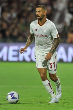 Roma 'nın Leonardo Spinazzola oyuncusu, İtalya' nın Serie A ligi maçında Salernitana ile Roma arasındaki final maçı, Salernitana 0, Roma 1, Arechi stadyumunda oynandı..