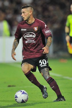Salernitana 'nın Pasquale Mazzocchi oyuncusu, Salernitana ile Roma arasındaki İtalya Serie A ligi final maçı olan Salernitana 0, Roma 1, Arechi Stadyumu' nda oynanan karşılaşmada.