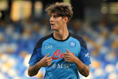 Napoli 'den Alessandro Zanoli, Napoli ile Juve Stabia arasındaki dostluk maçı sonucu, Napoli 3, Juve Stabia 0, Diego Armando Maradona Stadyumu' nda oynandı..