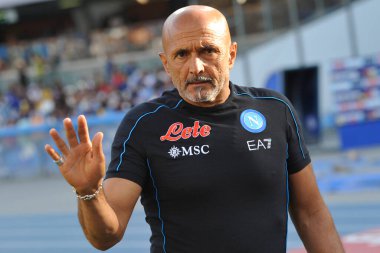 Napoli 'nin koçu Luciano Spalletti, Napoli ile Juve Stabia arasındaki dostluk maçı sonucu, Napoli 3, Juve Stabia 0, Diego Armando Maradona Stadyumu' nda oynandı..
