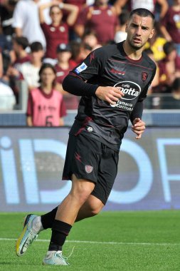 Salernitana 'dan Federico Bonazzoli, İtalya Serie A ligi maçında Salernitana - Spezia final maçı, Salernitana 1, Spezia 0, Arechi Stadyumu' nda oynandı..