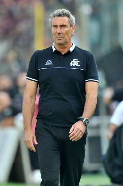 Luca Gotti Spezia 'nın koçu, İtalya Serie A Ligi maçında Salernitana ile Spezia arasında oynanan final maçı, Salernitana 1, Spezia 0, Arechi Stadyumu' nda oynandı..