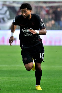 Salernitana 'dan Tonny Vilhena, İtalya Serie A Ligi' nde Salernitana ile Spezia arasında oynanan final maçında Salernitana 1, Spezia 0, Arechi Stadyumu 'nda oynandı..