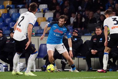 Napoli 'nin Khvicha Kvaratskhelia oyuncusu, Napoli ile Atalanta arasındaki İtalyan Serie A ligi maçında, Napoli 2, Atalanta 0, Diego Armando Maradona Stadyumu' nda oynandı..