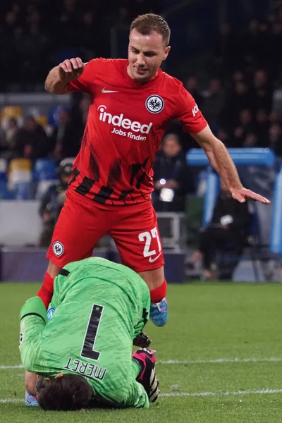 Alex Meret Jucător Napoli Mario Gotze Jucător Eintracht Frankfurt Timpul — Fotografie, imagine de stoc