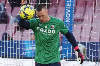 Bologna 'dan Ukraynalı Ukraynalı Skorupski, İtalya Serie A Ligi maçında Salernitana ile Bologna arasındaki final maçı, Salernitana 2, Bologna 2, Arechi Stadyumu' nda oynandı.