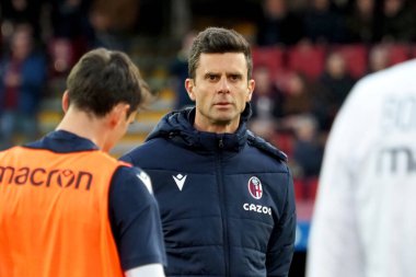 Thiago Motta 'nın Bologna koçu, İtalya Serie A Ligi maçında Salernitana - Bologna final maçı, Salernitana 2, Bologna 2, Arechi Stadyumu' nda oynandı..