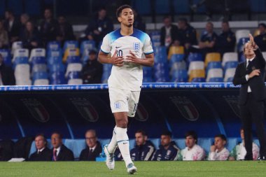İngiltere 'nin Jude Bellingham oyuncusu Euro 2024 ön eleme maçında İtalya ile İngiltere arasında son maç İtalya 1, İngiltere 2. Maç Diego Armando Maradona stadyumunda oynandı..