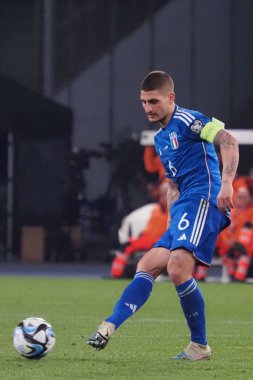 İtalyan Marco Verratti, Euro 2024 ön eleme maçında İtalya ile İngiltere arasındaki maçın son sonucu İtalya 1, İngiltere 2. Maç Diego Armando Maradona stadyumunda oynandı..