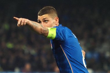 İtalyan Marco Verratti, Euro 2024 ön eleme maçında İtalya ile İngiltere arasındaki maçın son sonucu İtalya 1, İngiltere 2. Maç Diego Armando Maradona stadyumunda oynandı..