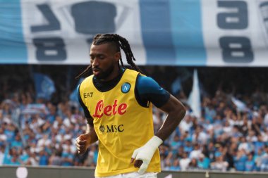 Napoli 'li Andr-Frank Zambo Anguissa oyuncusu, Napoli ile Sampdoria arasındaki İtalyan Serie A ligi maçında, Napoli 2, Sampdoria 0, Diego Armando Maradona Stadyumu' nda oynandı.