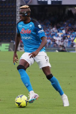 Napoli 'den Victor Osimhen, Napoli ile Sampdoria arasındaki İtalyan Serie A ligi maçında, Napoli 2, Sampdoria 0, Diego Armando Maradona Stadyumu' nda oynandı..