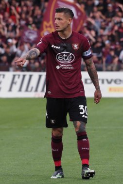 Salernitana 'nın Pasquale Mazzocchi oyuncusu, İtalya Serie A ligi maçında Salernitana ile Fiorentina arasındaki final maçı, Salernitana 3, Fiorentina 3, Arechi Stadyumu' nda oynandı..