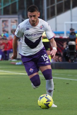 Fiorentina 'lı Aleksa Terzi, Napoli - Fiorentina final maçı sırasında Diego Armando Maradona Stadyumu' nda oynandı.