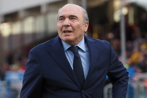 Fiorentina 'nın Rocco commisso başkanı Salernitana ile Fiorentina arasındaki İtalyan Serie A ligi maçının final maçı, Salernitana 3, Fiorentina 3, Arechi Stadyumu' nda oynandı..