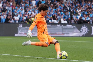 Salernitana 'dan Guillermo Ochoa, İtalya Serie A Ligi maçında Napoli - Salernitan final maçı, Napoli 1, Salernitana 1, Diego Armando Maradona Stadyumu' nda oynandı..