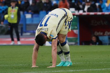 Verona 'dan Kevin Lasagna, İtalya Serie A Ligi maçında Napoli - Verona final maçı, Napoli 0, Verona 0, Diego Armando Maradona Stadyumu' nda oynandı..