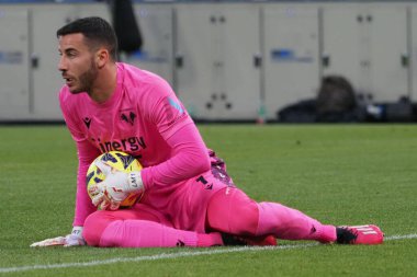 Verona 'dan Lorenzo Montip, İtalya Serie A Ligi maçında Napoli - Verona final maçı, Napoli 0, Verona 0, Diego Armando Maradona Stadyumu' nda oynandı.