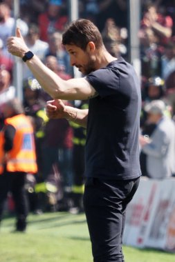 Sassuolo 'nun Alessio Dionisi koçu, İtalya Serie A ligi maçında Salernitana ve Sassuolo arasında oynanan final maçı, Salernitana 3, Sassuolo 0, Arechi Stadyumu' nda oynandı..
