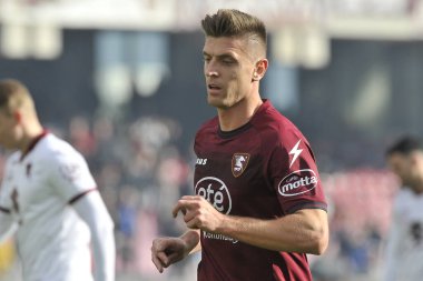 Salernitana 'nın Pitek oyuncusu Krzysztof Pitek, İtalya Serie A Ligi maçında Salernitana ile Torino arasındaki final maçı, Salernitana 1, Torino 1, Arechi Stadyumu' nda oynandı.