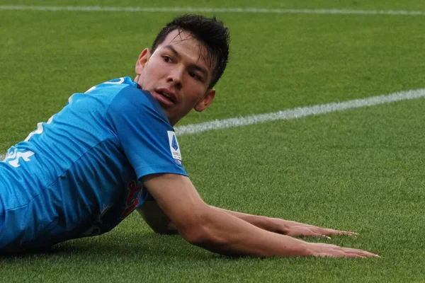 Napoli 'li Hirving Lozano oyuncusu, Napoli ile Verona arasındaki İtalyan Serie A ligi maçında, Napoli 0, Verona 0, Diego Armando Maradona Stadyumu' nda oynandı..