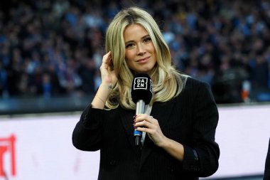 Dazn 'ın Diletta Leotta TV sunucusu, Napoli ve Atalanta arasındaki İtalya Serie A ligi final maçı sırasında, Napoli 2, Atalanta 0, Diego Armando Maradona Stadyumu' nda oynandı..