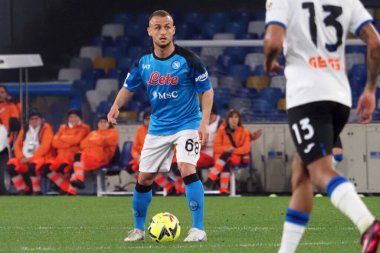 Napoli 'li Stanislav Lobotka oyuncusu, Napoli ile Atalanta arasındaki İtalyan Serie A ligi maçında, Napoli 2, Atalanta 0, Diego Armando Maradona Stadyumu' nda oynandı..