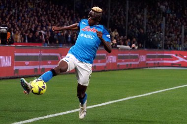 Napoli 'den Victor Osimhen, İtalya Serie A Ligi maçında Napoli - Atalanta final maçı, Napoli 2, Atalanta 0, Diego Armando Maradona Stadyumu' nda oynandı..