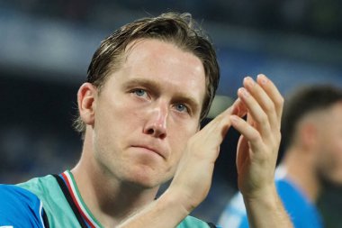 Napoli 'li Piotr Zieliski, Napoli ile Sassuolo arasındaki İtalyan Serie A ligi maçında, Napoli 2, Sassuolo 0, Diego Armando Maradona Stadyumu' nda oynandı.