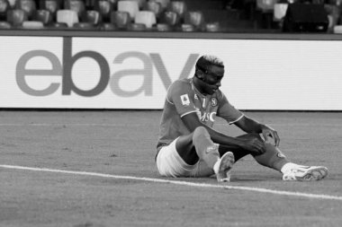 Napoli 'den Victor Osimhen, Napoli ile Sassuolo arasındaki İtalyan Serie A ligi maçında, Napoli 2, Sassuolo 0, Diego Armando Maradona Stadyumu' nda oynandı..