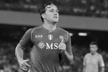 Napoli 'li Piotr Zieliski, Napoli ile Sassuolo arasındaki İtalyan Serie A ligi maçında, Napoli 2, Sassuolo 0, Diego Armando Maradona Stadyumu' nda oynandı.