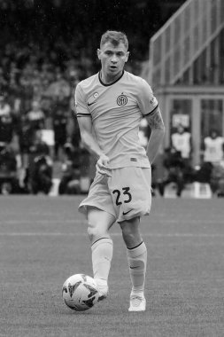 Inter 'den Nicol Barella, İtalya Serie A Ligi maçında Napoli 3, Inter 1, Diego Armando Maradona Stadyumu' nda oynandı.