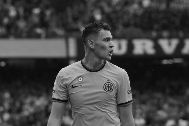 Inter takımından Kristjan Asllani, İtalya Serie A Ligi maçında Napoli - Inter final maçı, Napoli 3, Inter 1, Diego Armando Maradona stadyumunda oynandı..