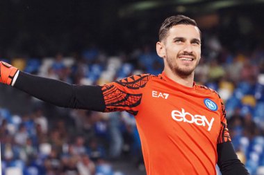 Napoli 'den Alex Meret, İtalya Serie A Ligi maçında Napoli - Udinese final maçı, Napoli 4, Udinese 1, Diego Armando Maradona Stadyumu' nda oynandı..