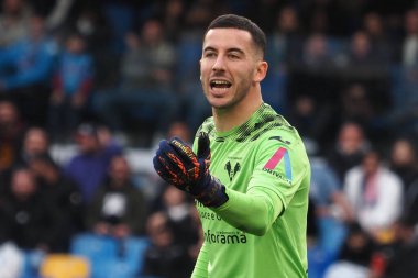 Napoli 'li Lorenzo Montip, Napoli ile Hellas Verona arasındaki İtalyan Serie A ligi maçında, Napoli 2, Hellas Verona 1, Diego Armando Maradona Stadyumu' nda oynandı.