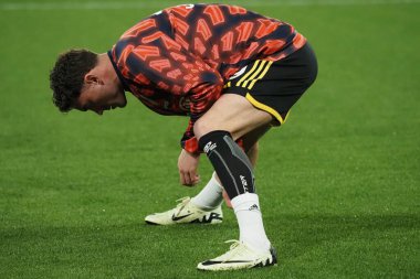 Juventus 'lu Dusan Vlahoviç, Napoli ile Juventus 1 arasındaki İtalya Serie A ligi maçında Diego Armando Maradona Stadyumu' nda oynanan maçın son sonucu Napoli 2, Juventus 1 'dir.