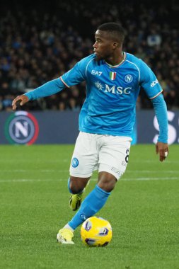 Napoli 'nin Hamed Junior Traor oyuncusu, Napoli - Juventus 1 arasındaki İtalyan Serie A ligi maçında Diego Armando Maradona Stadyumu' nda oynanan maç, Napoli - Juventus 1 arasında oynanmıştır.