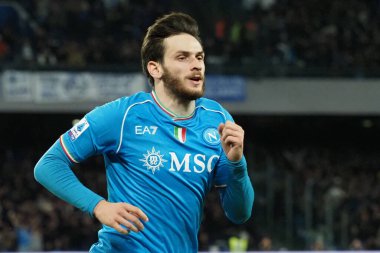 Napoli 'nin Khvicha Kvaratskhelia oyuncusu, Napoli ile Juventus 1 arasında oynanan İtalya Serie A ligi maçında Diego Armando Maradona Stadyumu' nda oynanan maçın son sonucu Napoli 2, Juventus 1 'dir..