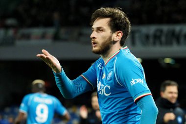 Napoli 'nin Khvicha Kvaratskhelia oyuncusu, Napoli ile Juventus 1 arasında oynanan İtalya Serie A ligi maçında Diego Armando Maradona Stadyumu' nda oynanan maçın son sonucu Napoli 2, Juventus 1 'dir..